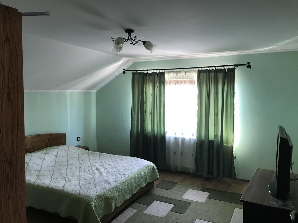 Casa Flori Hotel Călimăneşti Eksteriør billede