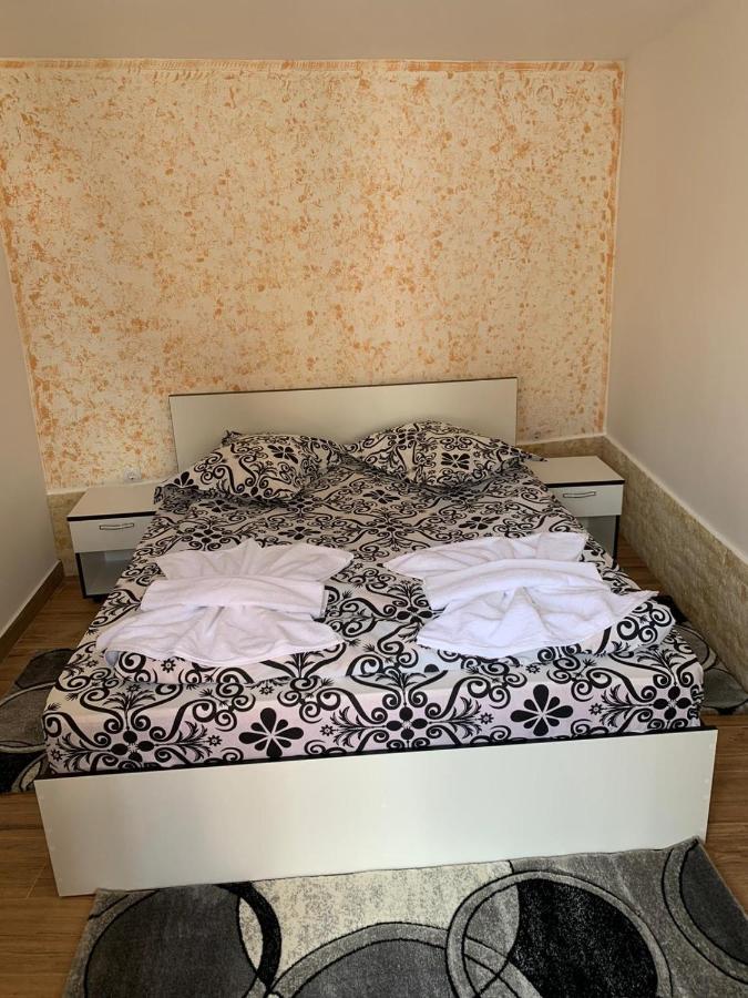 Casa Flori Hotel Călimăneşti Eksteriør billede